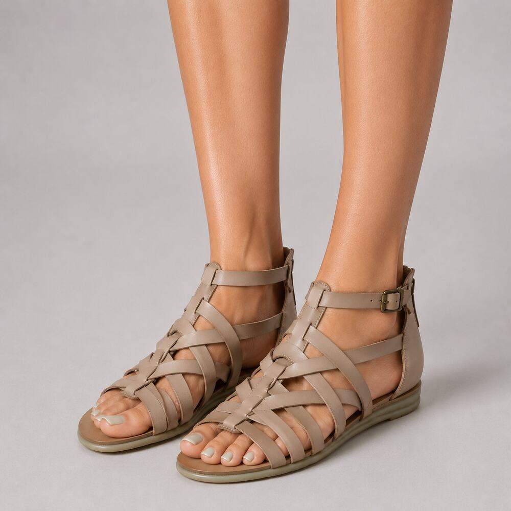 NWOT Malibu Blowfish Gladiator Boho Sandals Leather Zipper Back Size 7